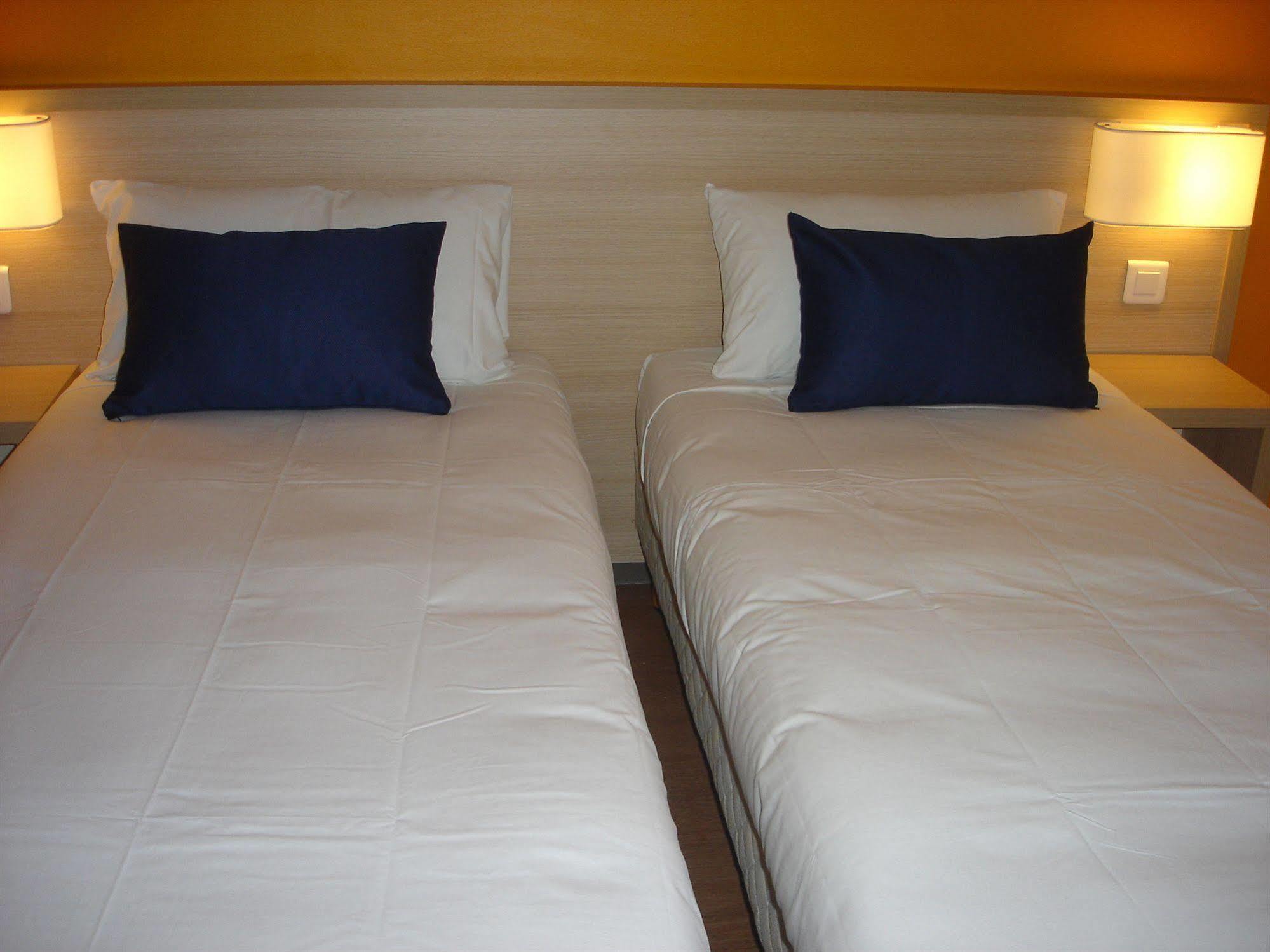 Budget Hotel Melun Sud - Dammarie Les Lys Esterno foto