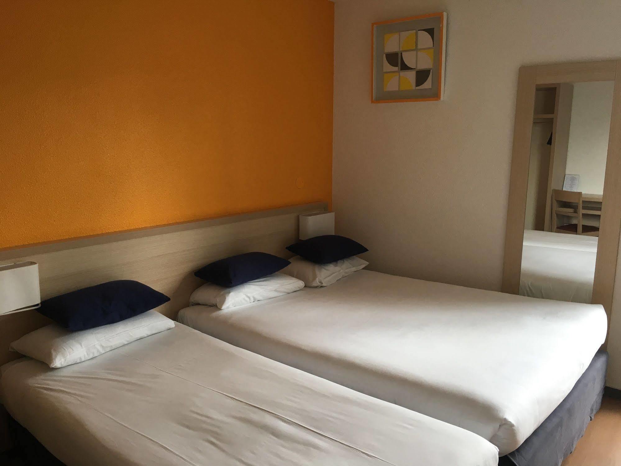 Budget Hotel Melun Sud - Dammarie Les Lys Esterno foto